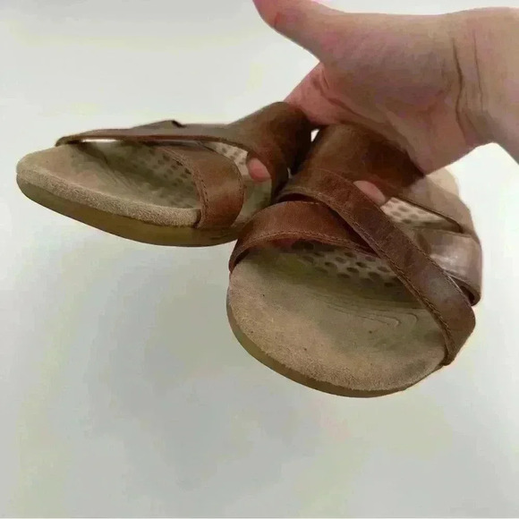 Lands end womens sandals size 10 41.5 brown leather cross cross slides - Picture 9 of 12
